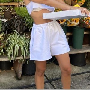 NWT Heavy Manners Goodluck Car Service Sweat Shorts Snow White Small